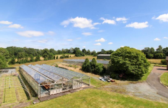 Plot with Planning in Caverswell photo